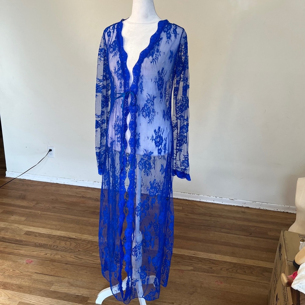 The Victory of Cupid Royal Blue Floral Lace Long Robe Sheer Duster L